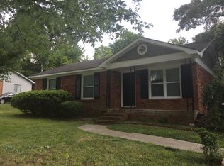 2901 Dalecrest Dr, Charlotte, NC 28269