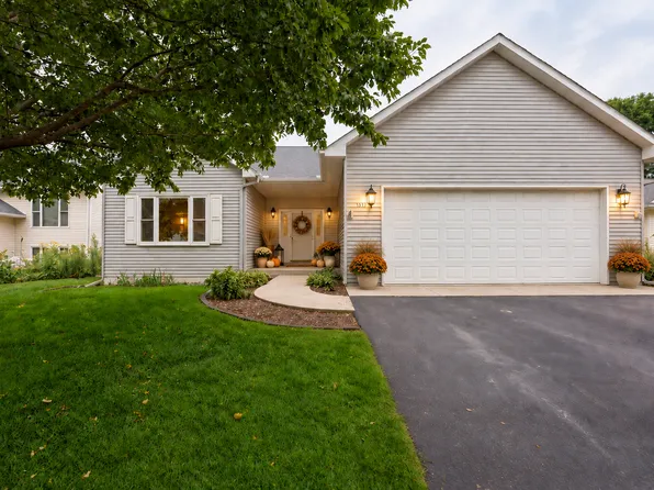 1317 7th St N, Cannon Falls, MN 55009