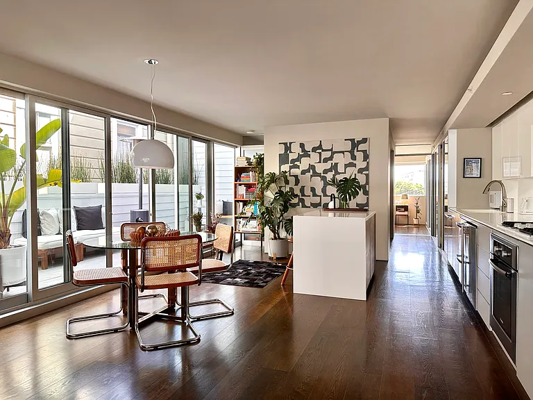 1029 Natoma St #2 — Photo 3