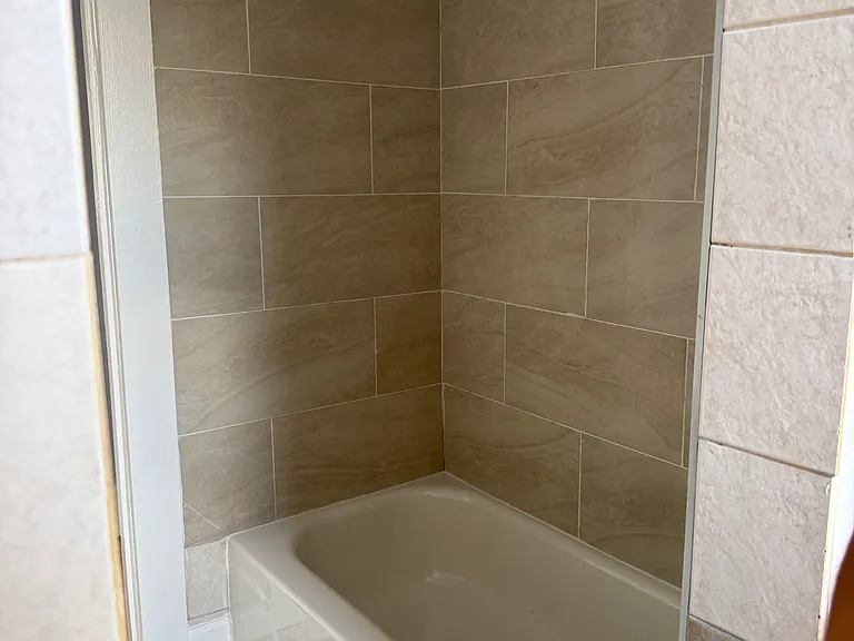 22 W Spring St #2 — Photo 11