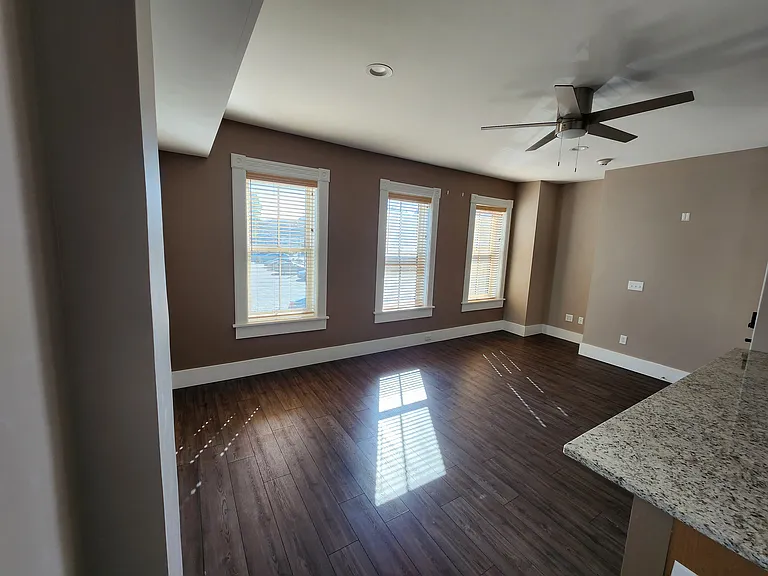 28 S Main St #303 — Photo 15