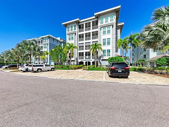 2nd image of 392 Aruba Cir Unit 201