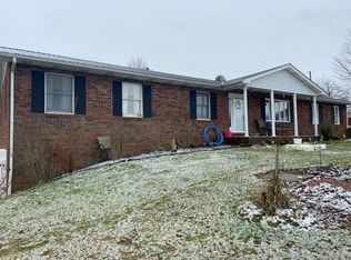 63 Compton Ln, Honaker, VA 24260