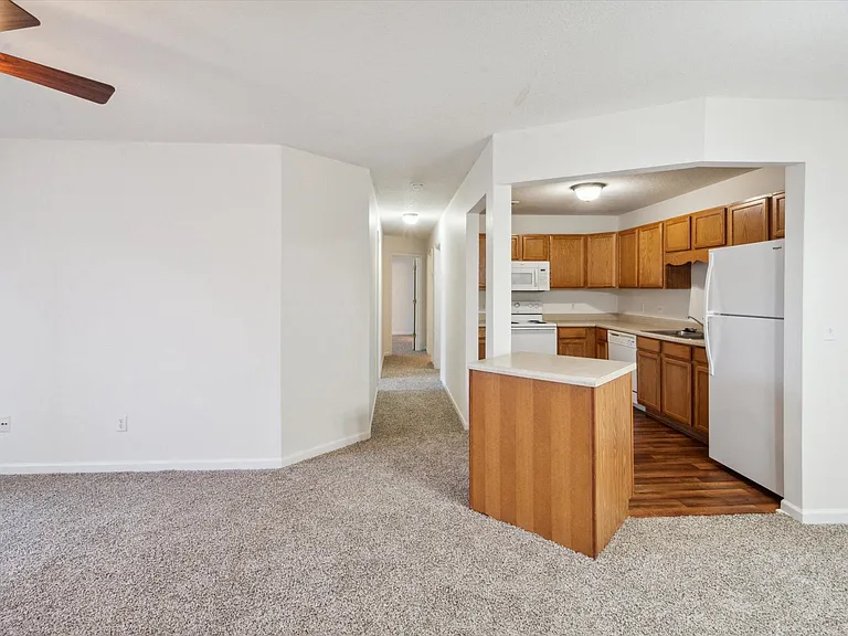 Legacy Village — Photo 83