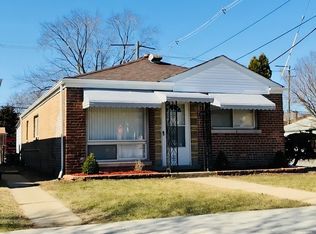 10200 S Crandon Ave, Chicago, IL