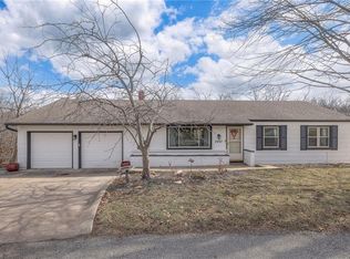 4847 Black Swan Dr, Shawnee, KS 66216