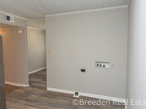 2nd image of 2697 Gamecroft St #1B