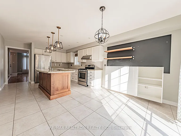44 Moynahan Cres #MAIN — Photo 25