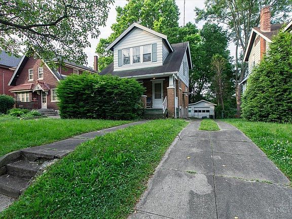 2nd image of 3289 Daytona Ave