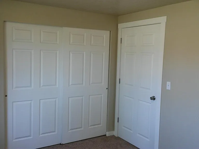 2090 W Theresa Cv — Photo 10