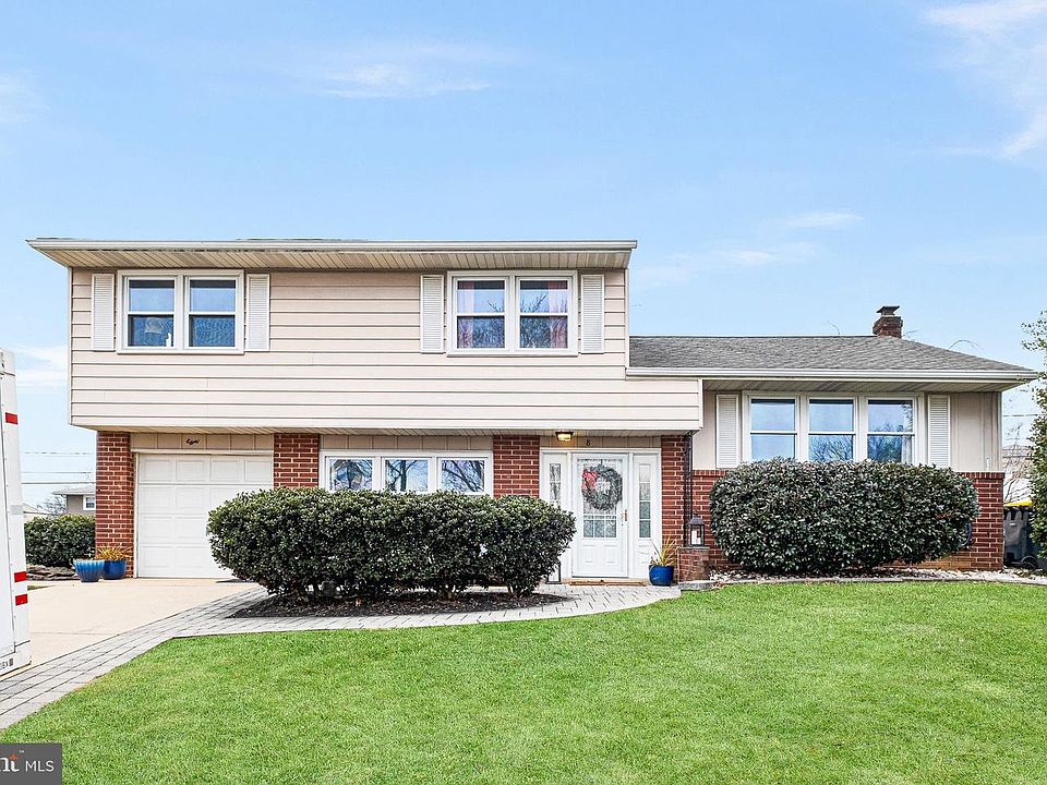 1st image of 8 Toby Ct