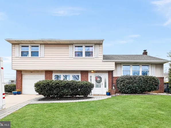 8 Toby Ct, Wilmington, DE 19808