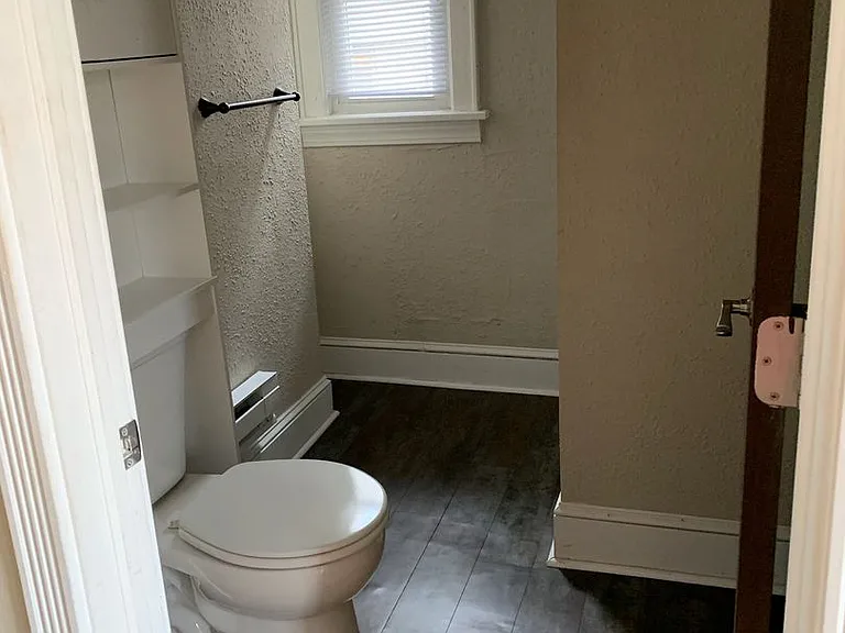 256 Marshall Ave — Photo 9