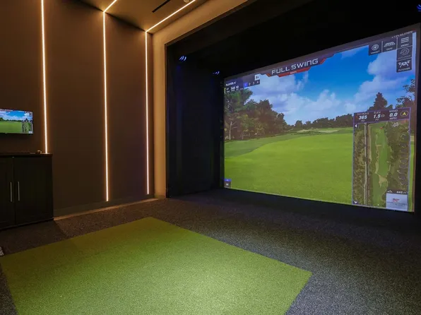 430 Main Street image 14 of 19