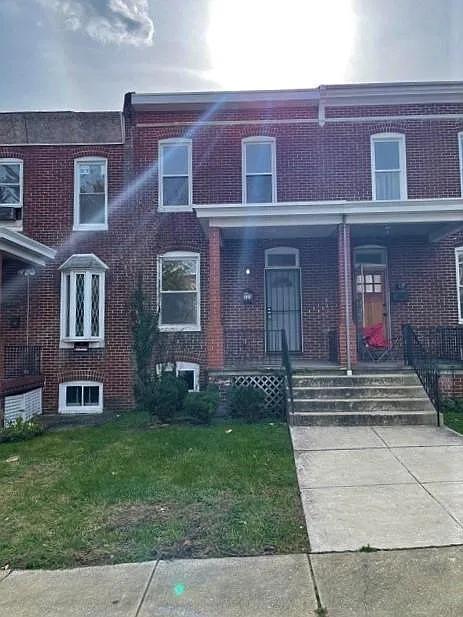 E 36th St, Baltimore — Photo 1
