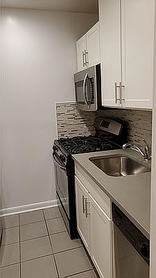 3rd image of 4850 37th St APT 2M