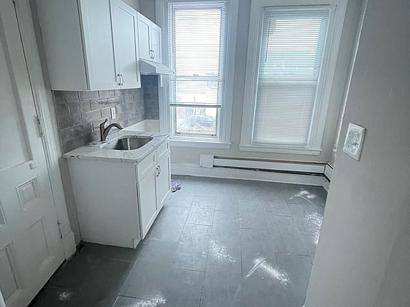 3rd image of 110 Lexington Ave Floor 2