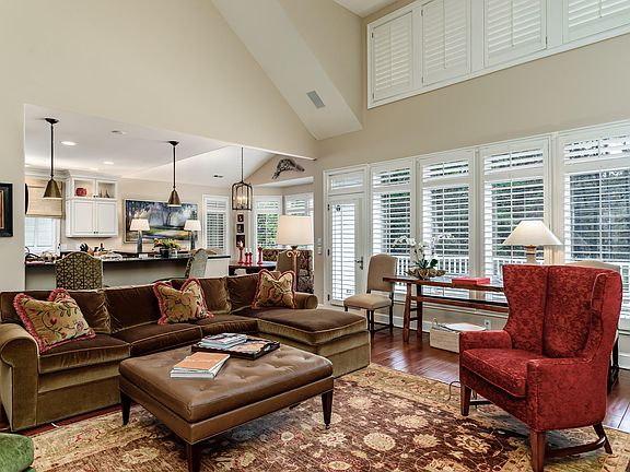 3rd image of 1 Granville Drive