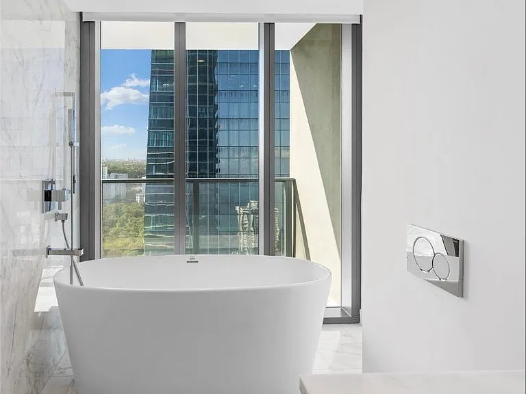 1451 Brickell Ave #5 — Photo 12