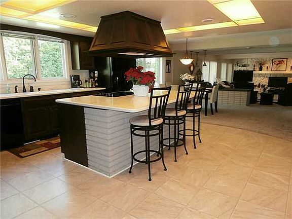 5th image of 4616 Sulgrave Dr