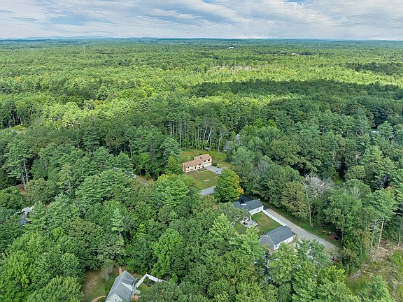 3rd image of 15 Pine Country Drive