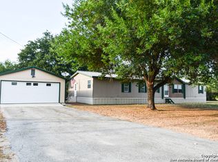 17534 Juan Cantu Dr, Elmendorf, TX 78112