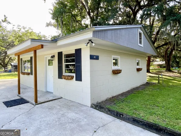 41 Sutton Ct, Woodbine, GA 31569