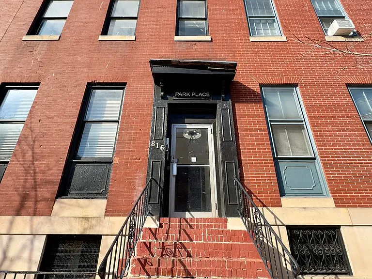 Apartment Units in Mt Vernon! — Photo 17