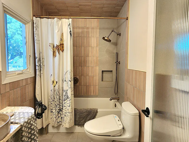 Laurel Pl — Photo 13