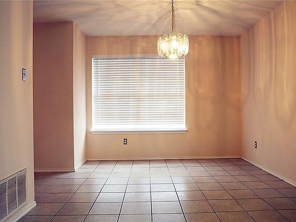 2nd image of 17200 Ardisia Dr