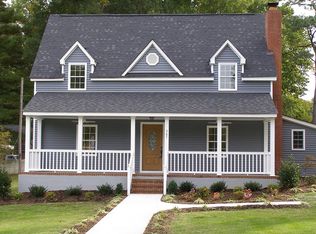 407 8th St, Blackstone, VA 23824