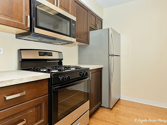 3rd image of 539 Chard Ct