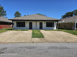 106 Brendalwood Ln #A, Brandon, MS 39047