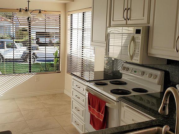 kitchen with breakfast nook
