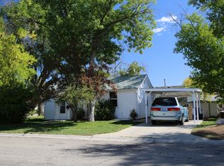 1366 Lewis St, Sheridan, WY 82801