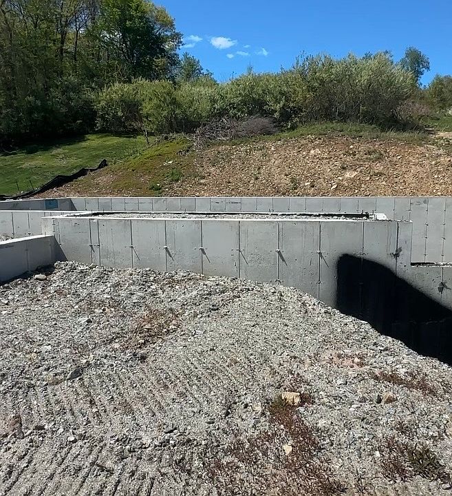 1st image of 100 Loop Road