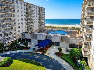 450 Shore Rd APT 1E, Long Beach, NY 11561