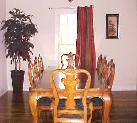 5th image of 108 Saint Marys Ct