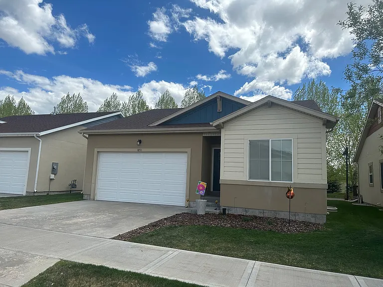 1855 Warm Springs Rd — Photo 2