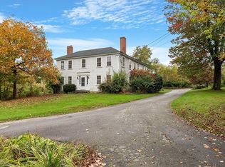 401 Old Ayer Rd, Groton, MA 01450