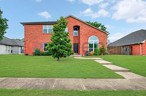 7011 Cottonwood Cir Photo 1