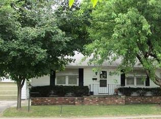 514 S Elm St, Greenville, IL 62246