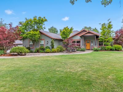 251 Kaneeta Ln, Grants Pass, OR, 97526