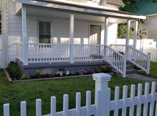 8 Dewey St, Portsmouth, VA 23704