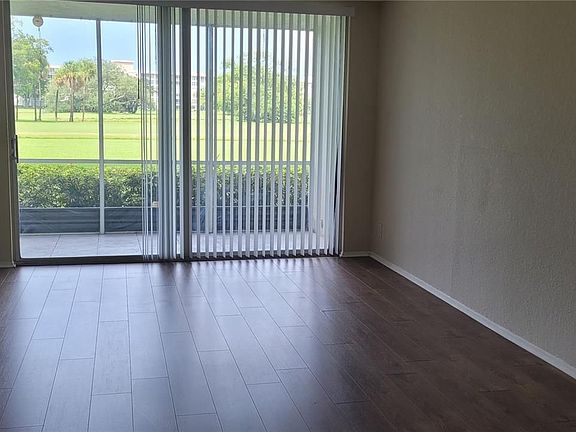 4th image of 2851 S Palm Aire Dr APT 104