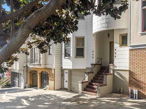 2nd image of 866 Dolores St
