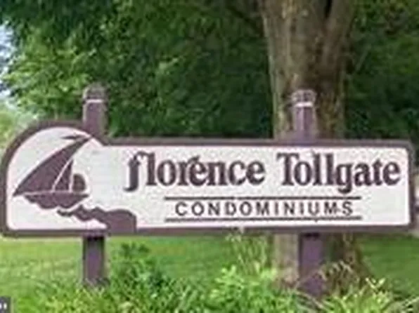 19 Florence Tollgate Pl Unit 4, Florence, NJ 08518
