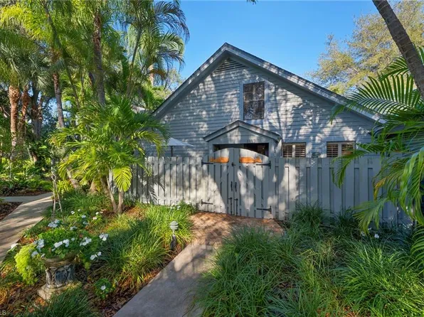 1337 Solana RD #K9, NAPLES, FL 34103