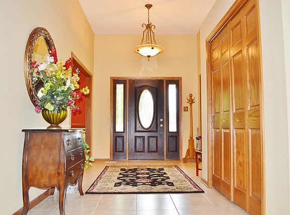 5th image of 22389 Aster Dr