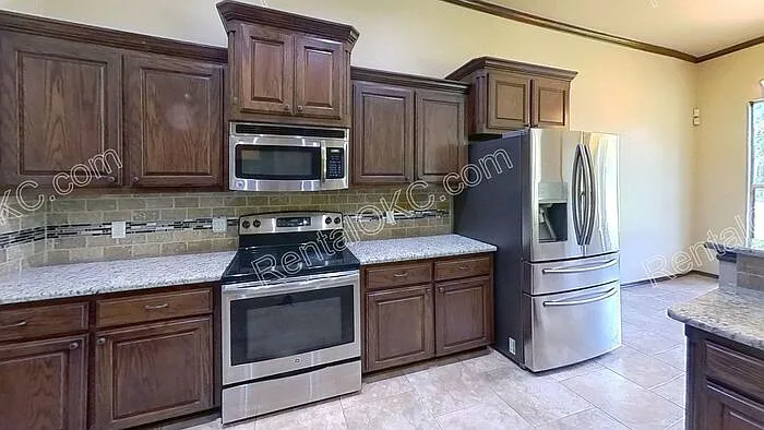 5824 Lost Deer Dr — Photo 22